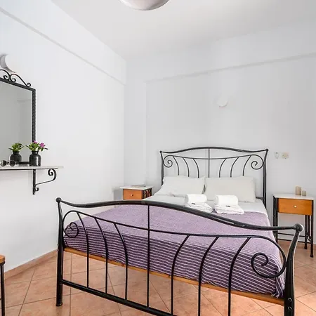 Апарт-отель Sofia Apartments By The Sea Орнос