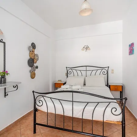 Sofia Apartments By The Sea Апарт-отель *